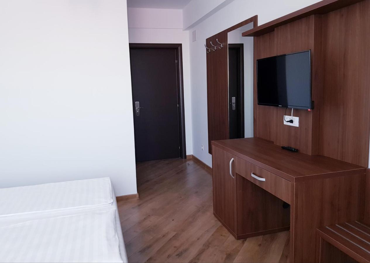 Helios Hotel Sulina Ngoại thất bức ảnh